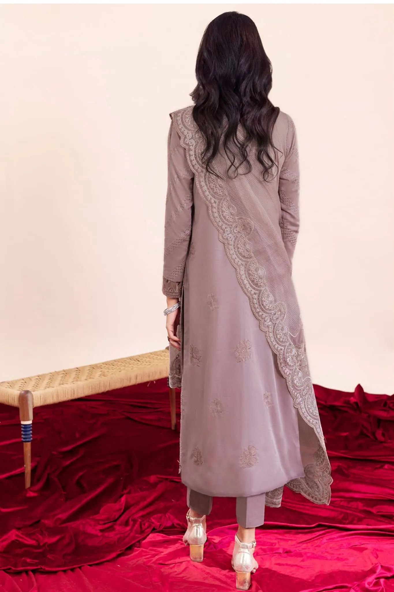 Aashiyan by Iznik Unstitched 3 Piece Festive Lawn Collection'2023-AL-04-Raishaa