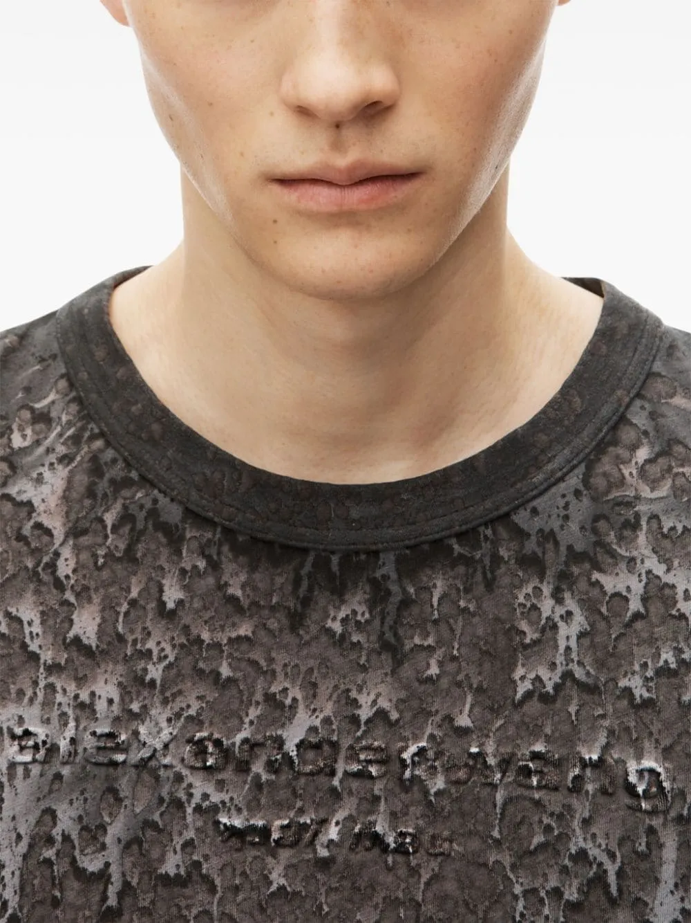ALEXANDER WANG - Unisex Embossed Logo With Splatter Wash Tee