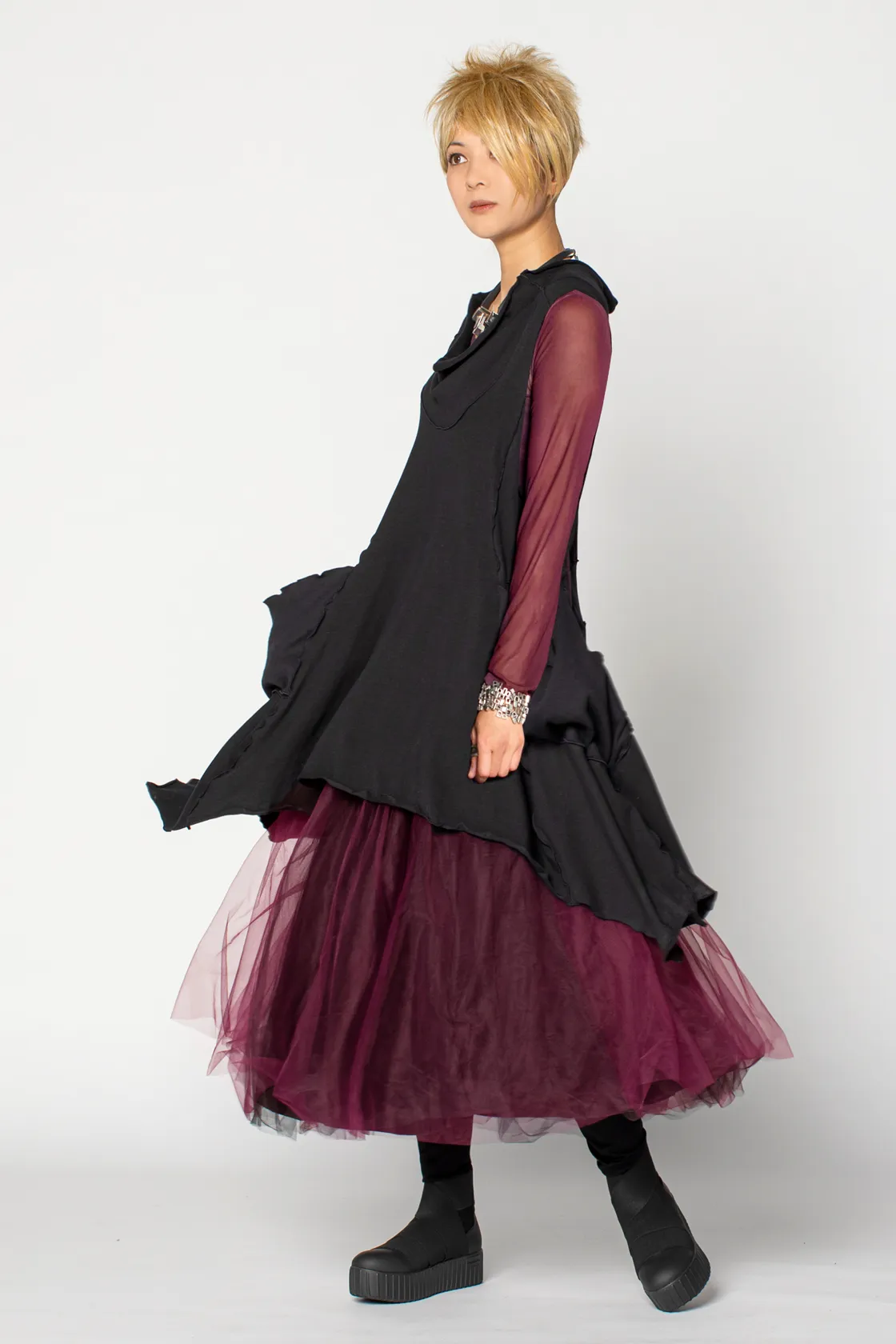 Folio Tunic in Black Tokyo